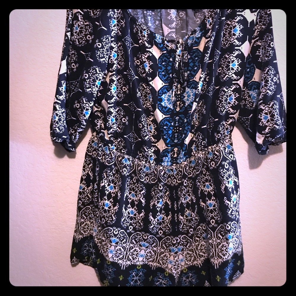 Long sleeve romper with shorts and pretty print